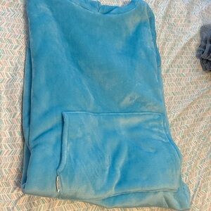 Cozy Blue Fleece Blanket Hoddie